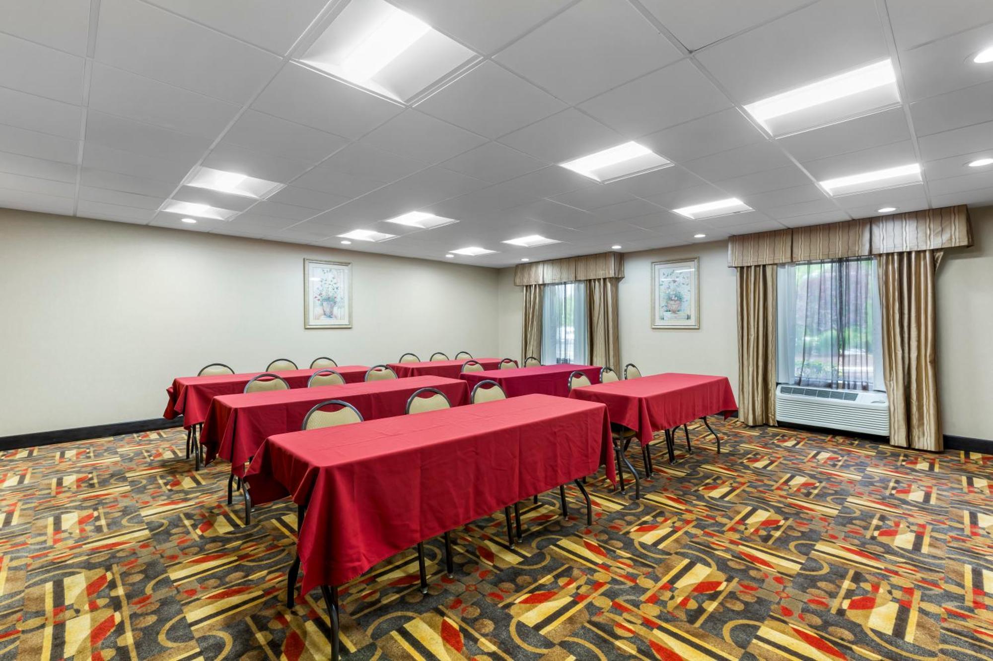 Comfort Inn, Cleveland South - Richfield מראה חיצוני תמונה